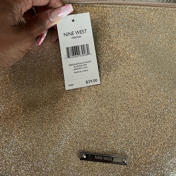 Nine West Envelope Bag - Picture 7 of 7